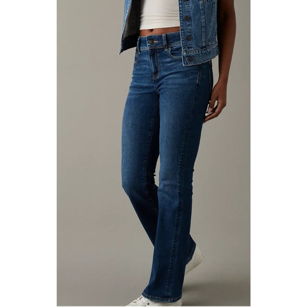 American Eagle Super Stretch Low-Rise Kick Boot Jeans Women's Size 8 regular